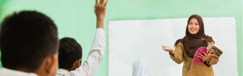 Guru Bahasa dan Sastra Indonesia